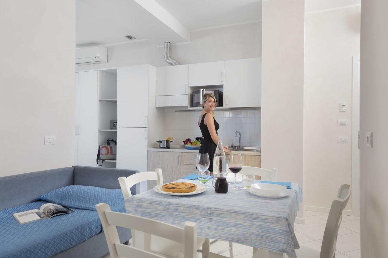 بيلاريا-إيجيا مارينا White Suite & Apartments المظهر الخارجي الصورة