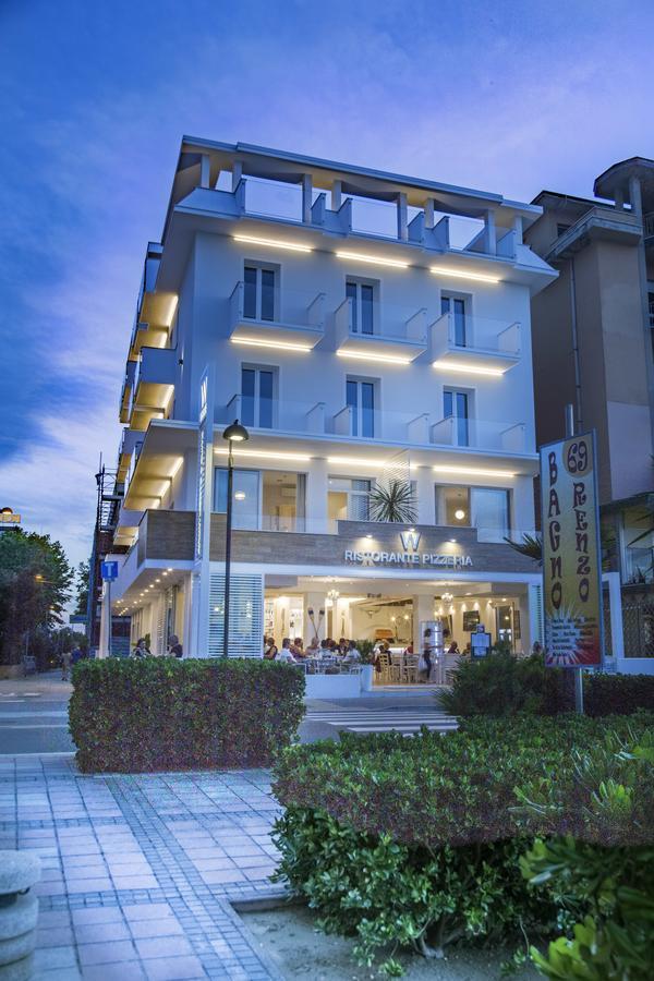 بيلاريا-إيجيا مارينا White Suite & Apartments المظهر الخارجي الصورة