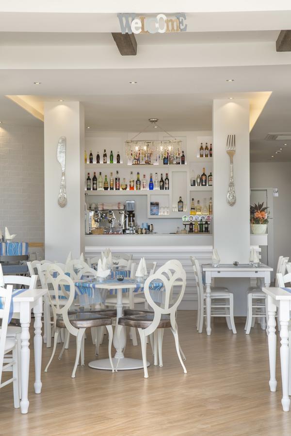 بيلاريا-إيجيا مارينا White Suite & Apartments المظهر الخارجي الصورة