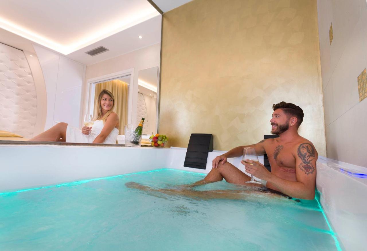 بيلاريا-إيجيا مارينا White Suite & Apartments المظهر الخارجي الصورة