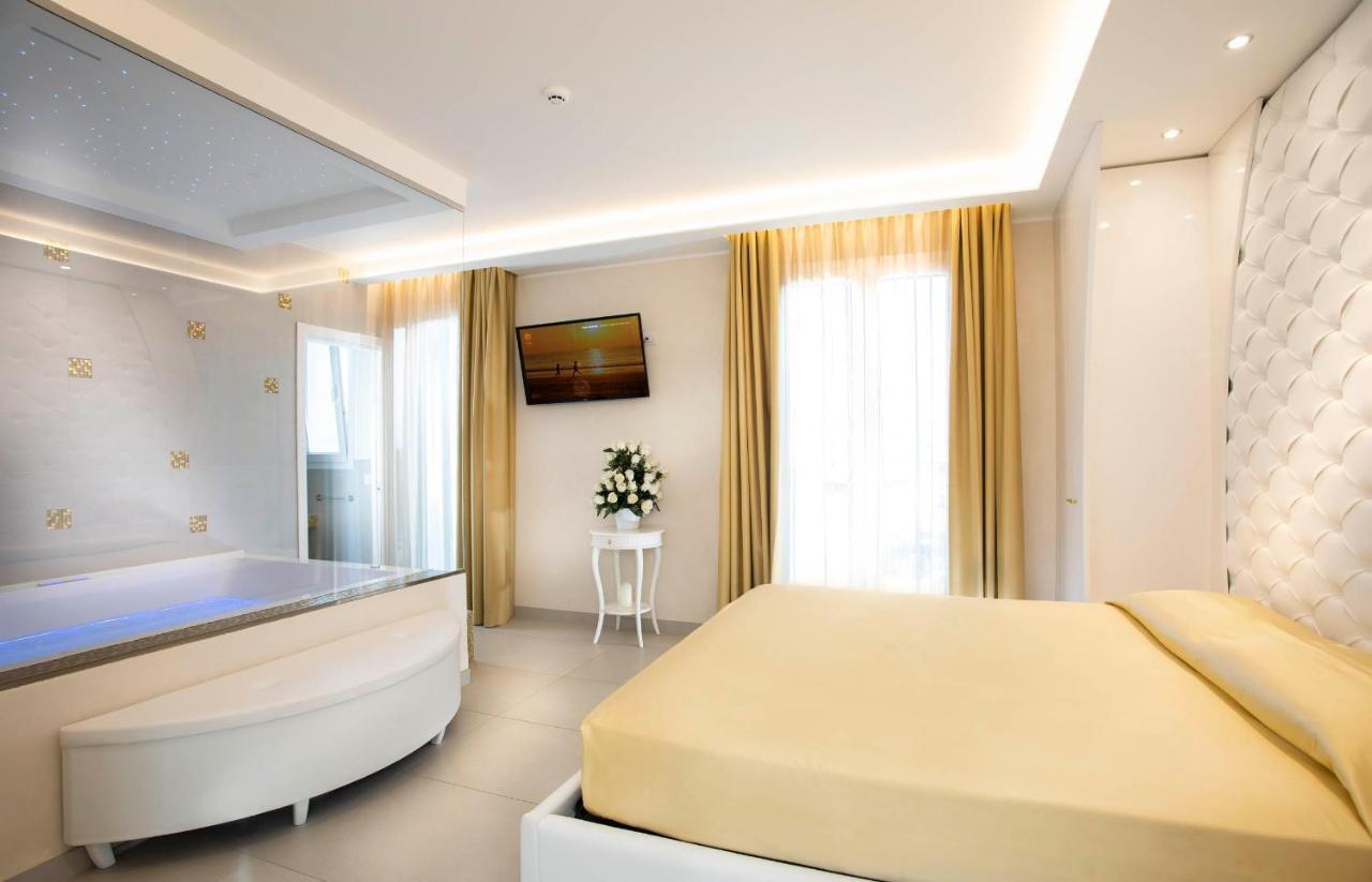 بيلاريا-إيجيا مارينا White Suite & Apartments المظهر الخارجي الصورة