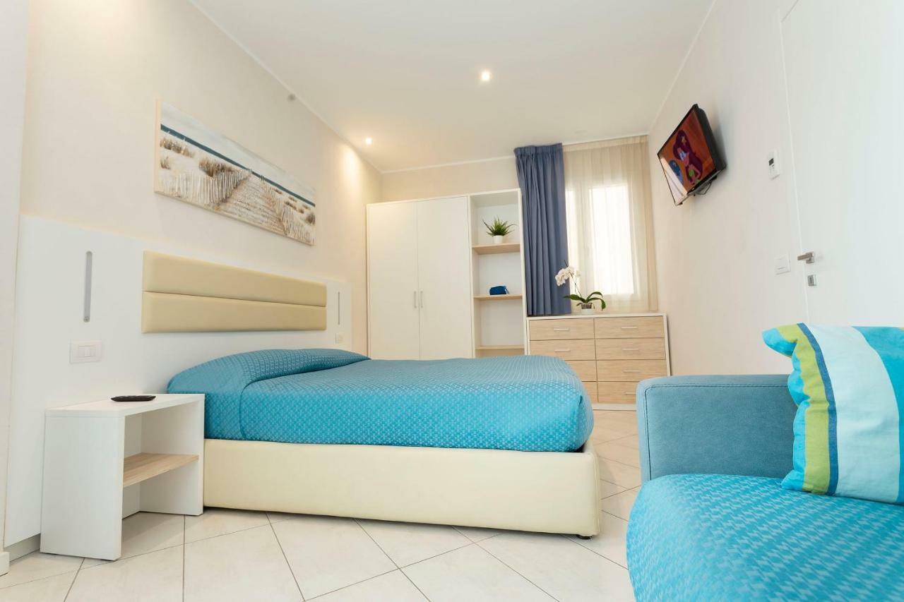 بيلاريا-إيجيا مارينا White Suite & Apartments المظهر الخارجي الصورة